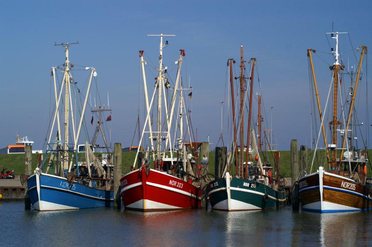 Hotel Achterum Greetsiel Exterior foto